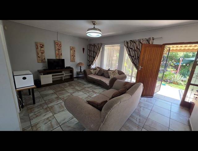 3 BEDROOM HOUSE FOR SALE IN MAGALIESKRUIN